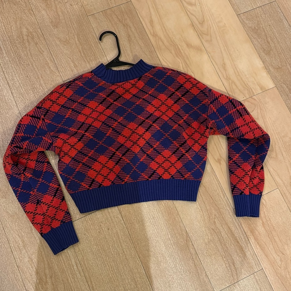 Forever 21 sweater